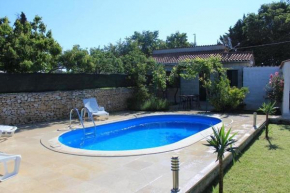 Family friendly apartments with a swimming pool Donji Humac, Brac - 18127